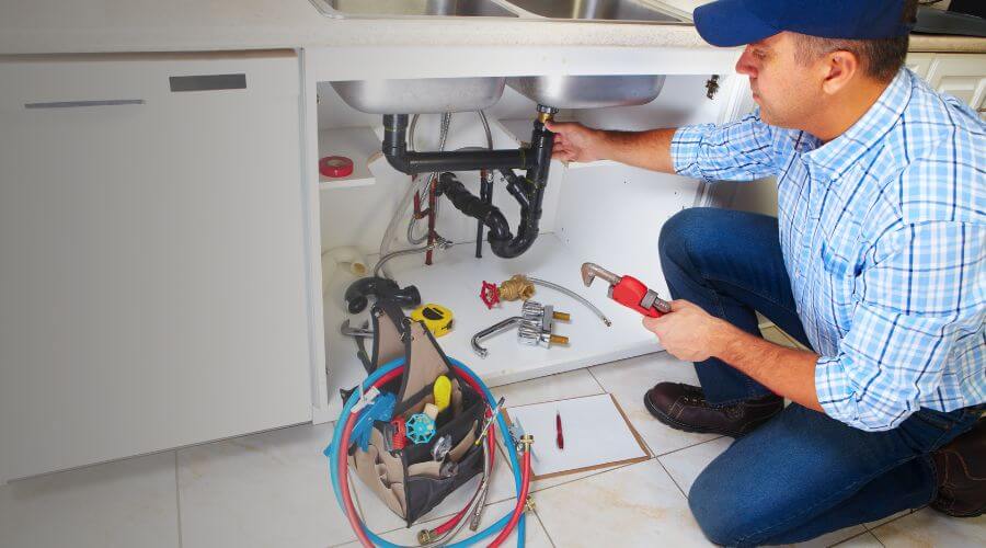 Expert burst pipe repair services in Bradshaw, WV